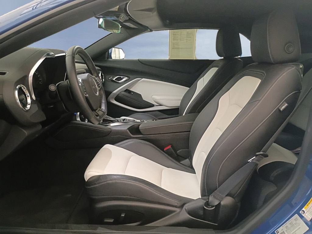 2023 Chevrolet Camaro 2LT