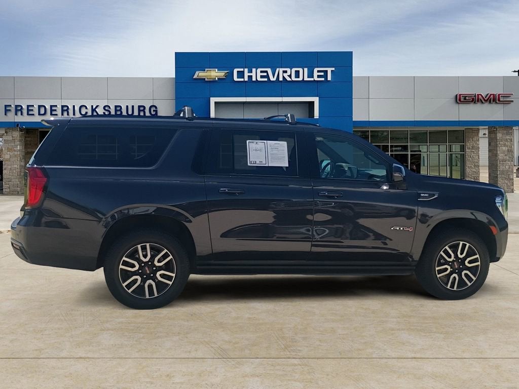 2023 GMC Yukon XL AT4