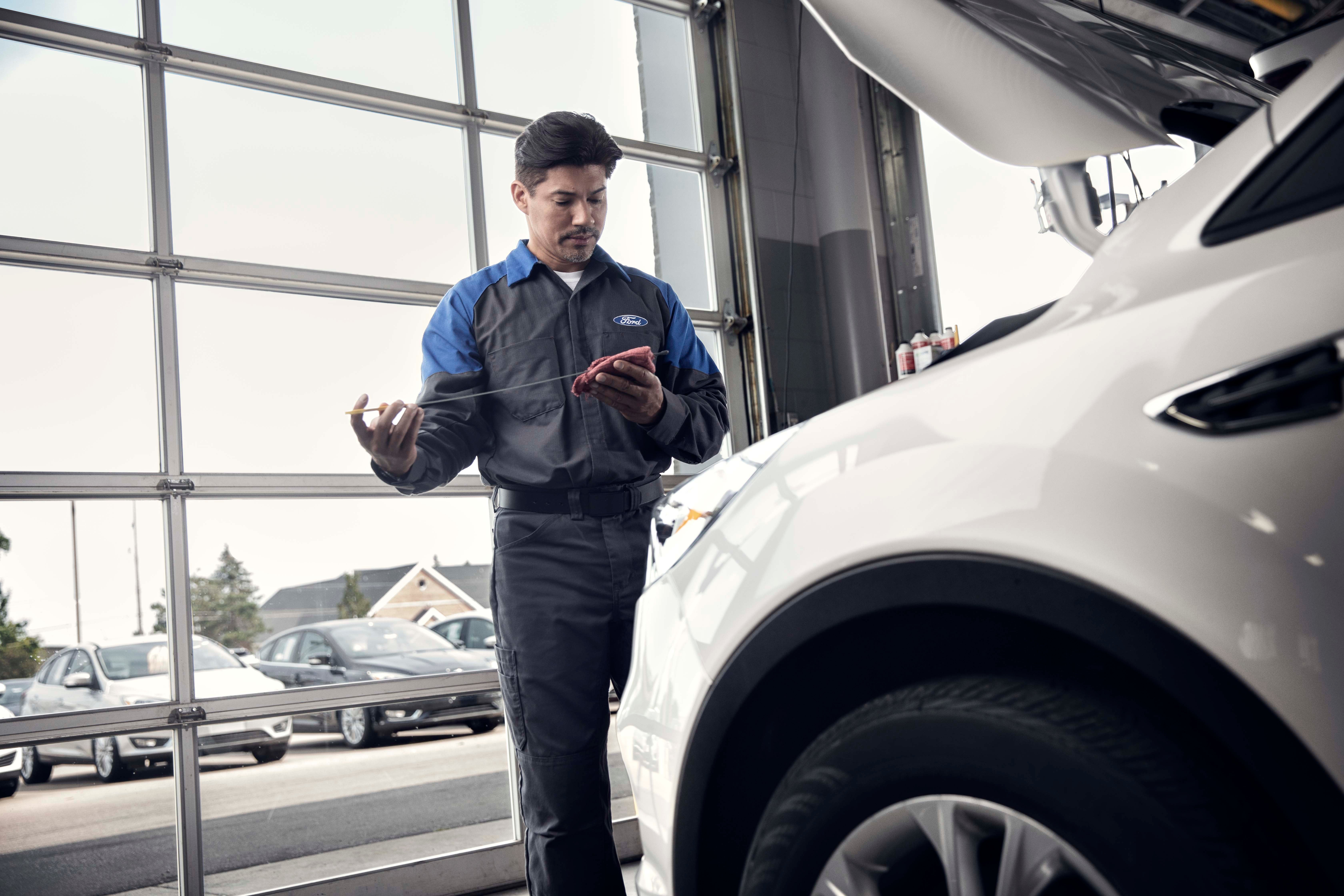 Oil Change Near Me in Pleasanton, TX
