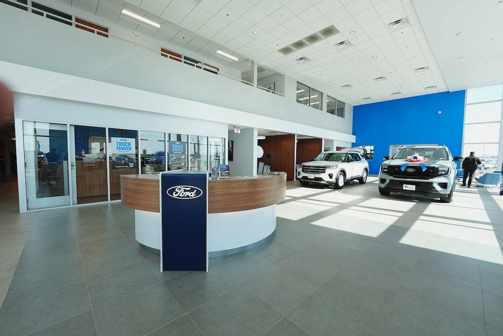 Ford Dealership Near Me in Pleasanton, TX