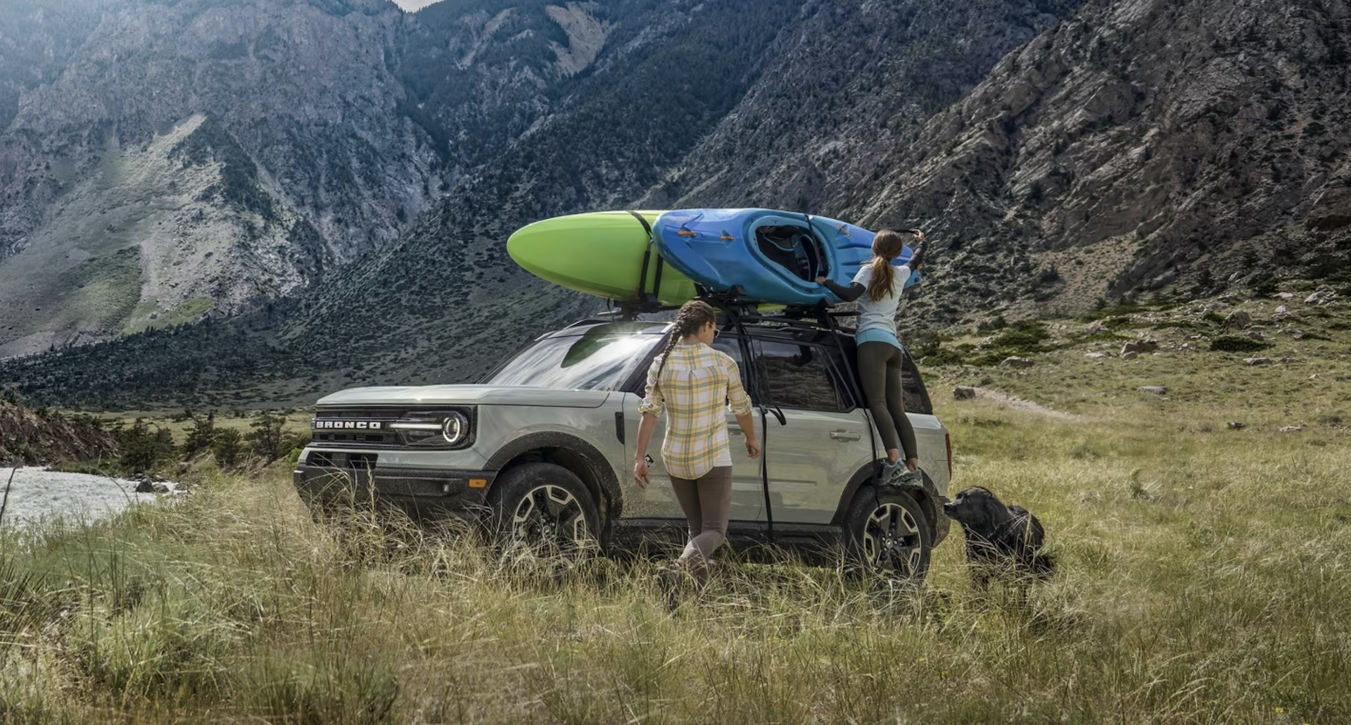 New 2024 Ford Bronco Sport Exterior Style Near Me in Floresville, TX