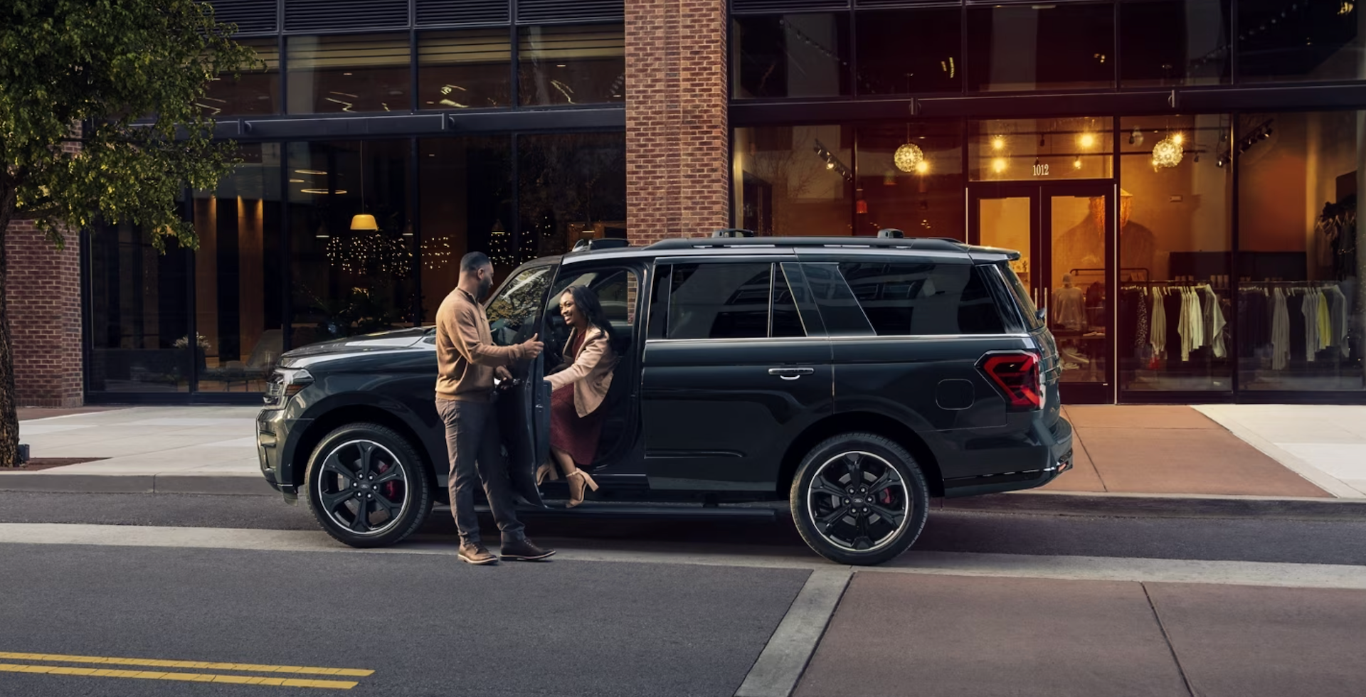 New 2024 Ford Expedition Models Near Me in Pleasanton, TX