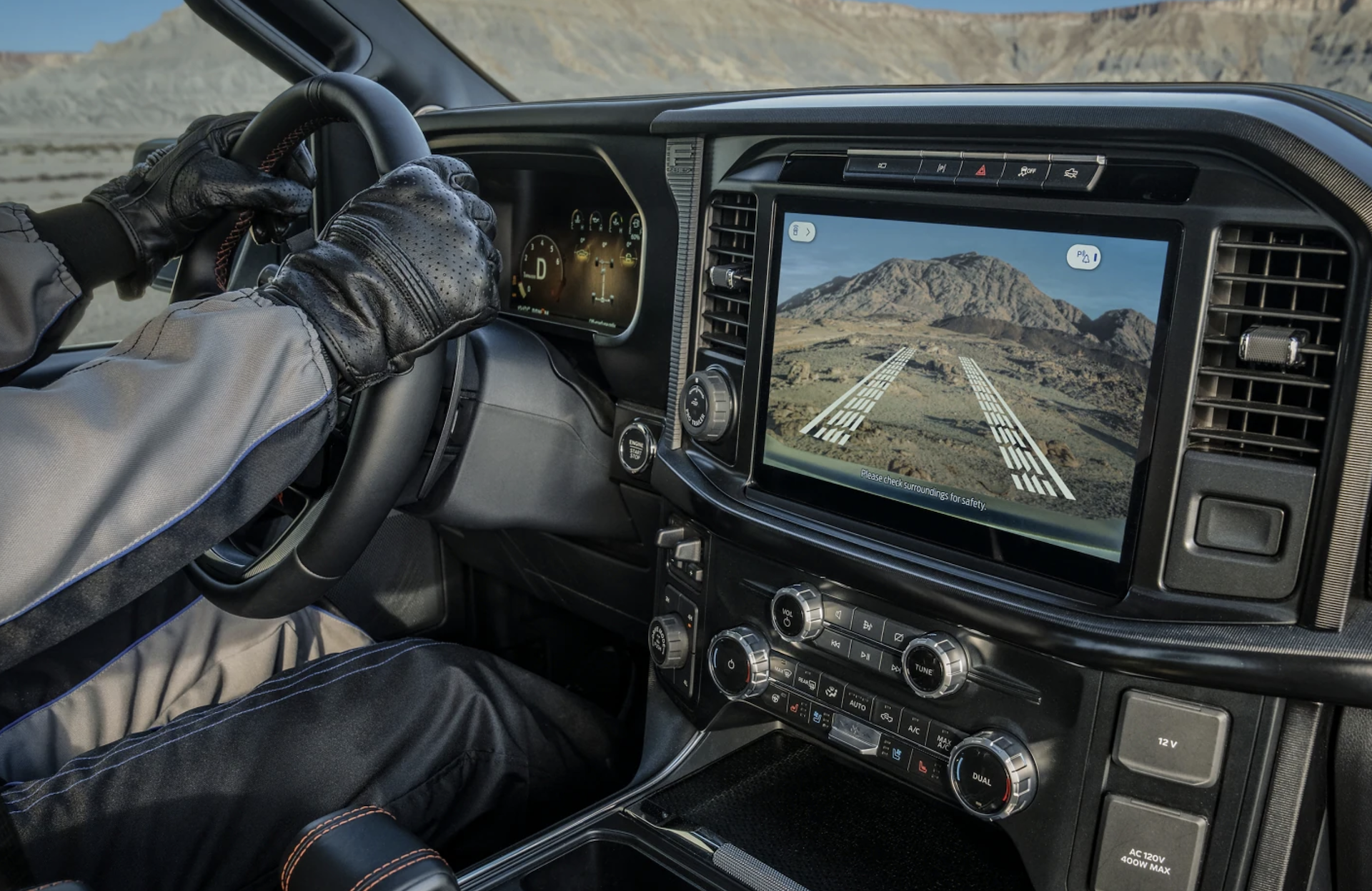 New 2025 Ford F-150 Interior Technology Near Me in Jourdanton, TX