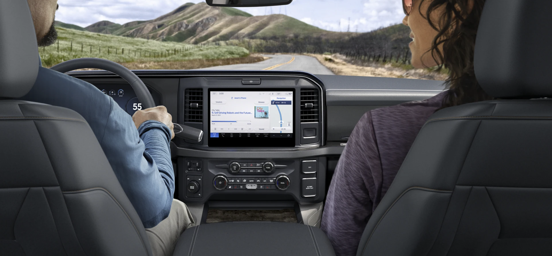 New 2025 Ford F-250 Super Duty Interior Tech Features Near Me in Jourdanton, TX